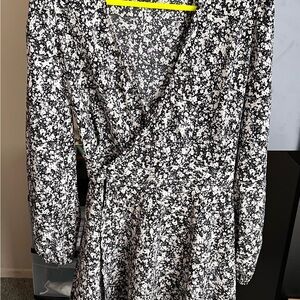 SHEIN Monochrome Long Sleeve Dress